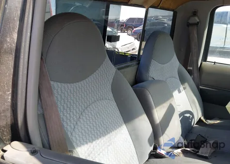 2001 Mazda B3000 Ds/Se from USA, damaged, VIN 4F4YR12U91TM24251